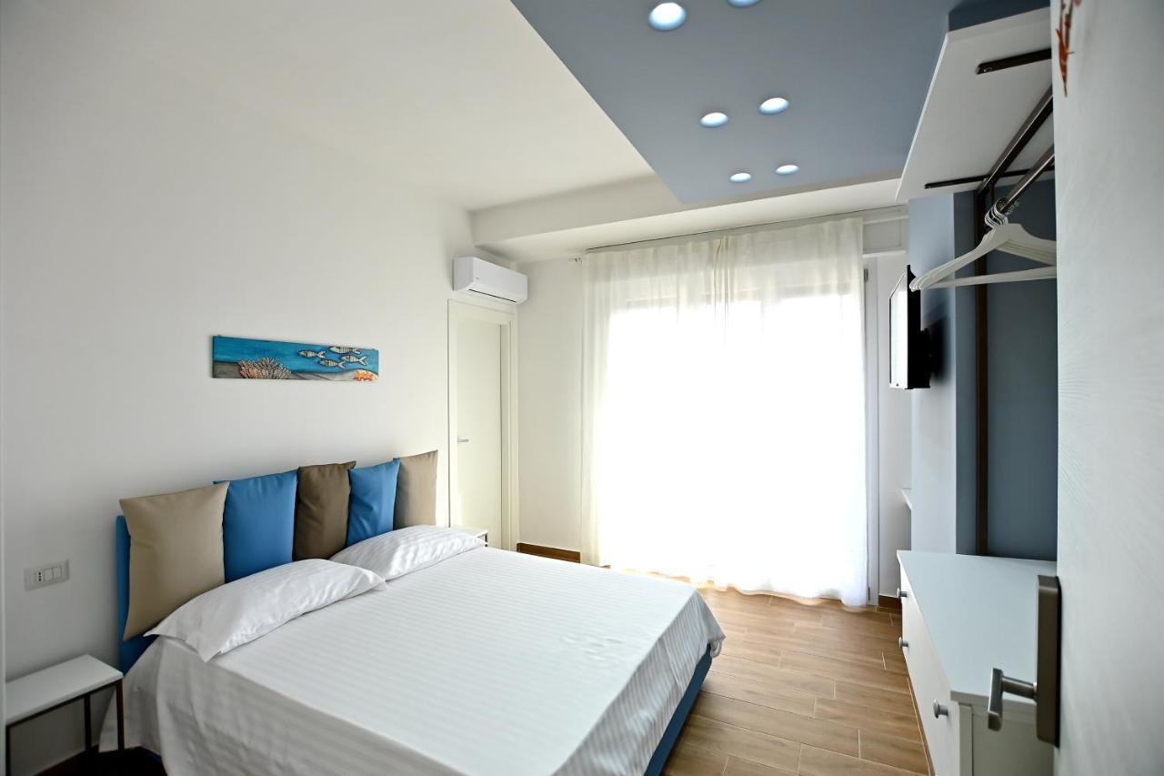 Kore Suites&Apartments Locri Exterior photo